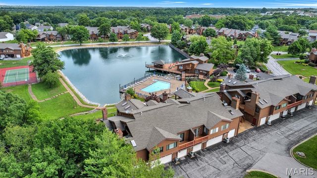 309 Hemingway Lane, Weldon Spring, MO 63304
