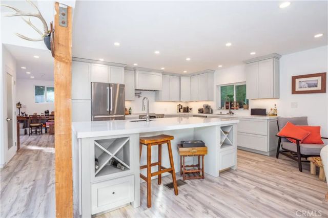 330 S Topanga Canyon Blvd., Topanga, CA 90290