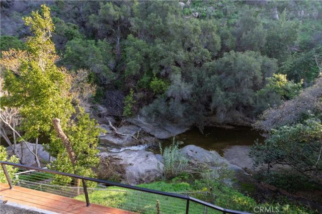 330 S Topanga Canyon Blvd., Topanga, CA 90290