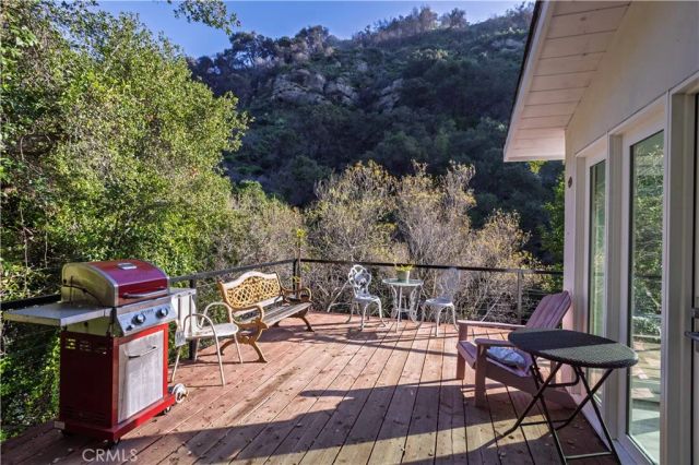 330 S Topanga Canyon Blvd., Topanga, CA 90290