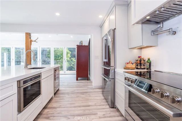 330 S Topanga Canyon Blvd., Topanga, CA 90290