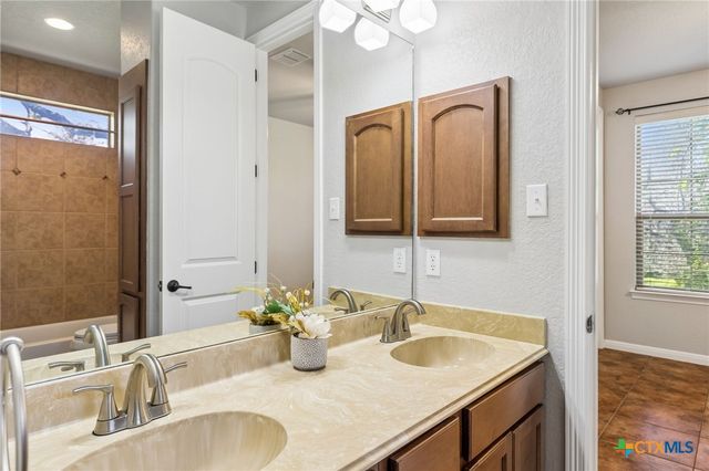 13445 Rocking D, San Antonio, TX 78253