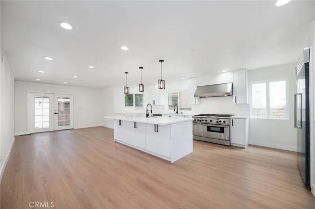 15147 Otsego, Sherman Oaks, CA 91403
