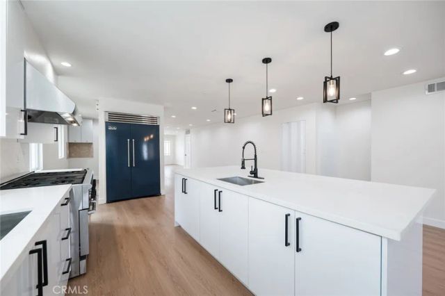 15147 Otsego, Sherman Oaks, CA 91403