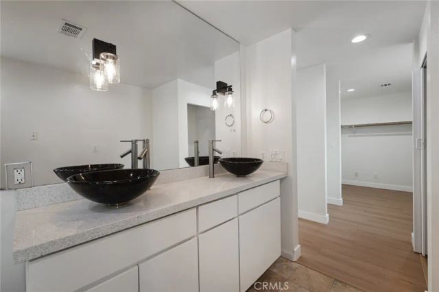 15147 Otsego, Sherman Oaks, CA 91403
