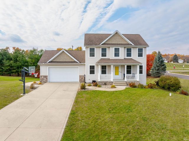 1199 N Slateview Court, Warsaw, IN 46582