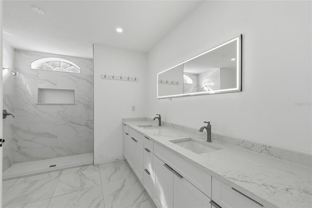 16190 SW 16TH COURT, Ocala, FL 34473