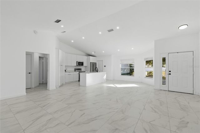 16190 SW 16TH COURT, Ocala, FL 34473