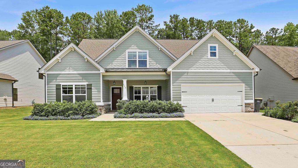 240 Southridge, Senoia, GA 30276
