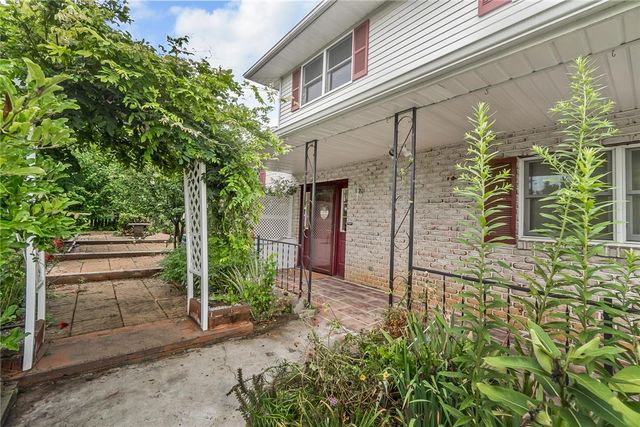 4279 Hilltop Place, Bethlehem Twp, PA 18020