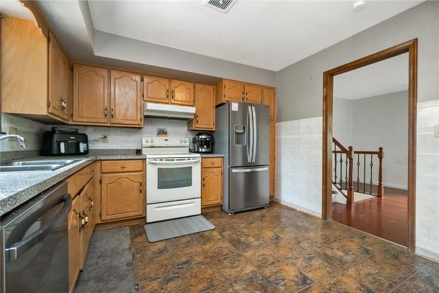 4279 Hilltop Place, Bethlehem Twp, PA 18020