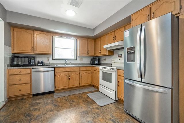 4279 Hilltop Place, Bethlehem Twp, PA 18020