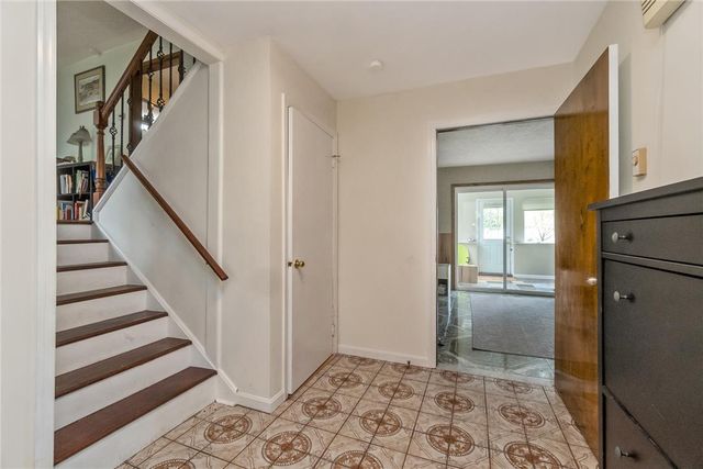 4279 Hilltop Place, Bethlehem Twp, PA 18020
