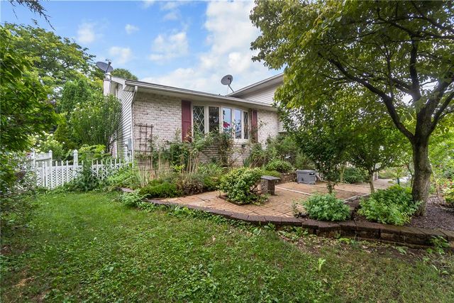 4279 Hilltop Place, Bethlehem Twp, PA 18020