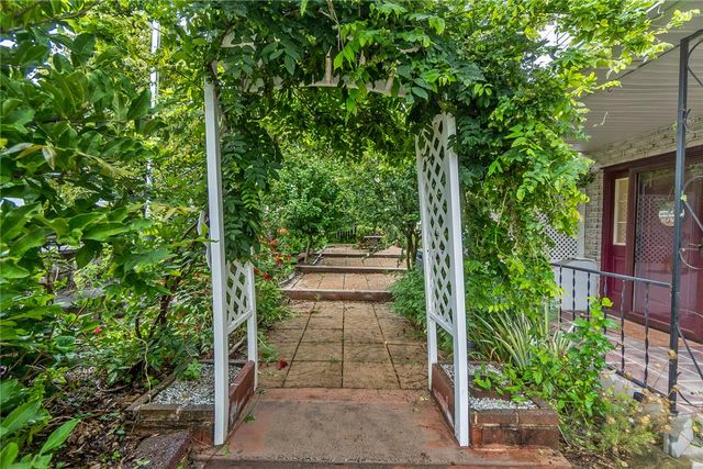 4279 Hilltop Place, Bethlehem Twp, PA 18020