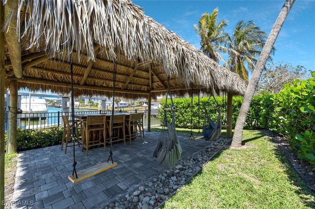 493 Willet AVE, Naples, FL 34108