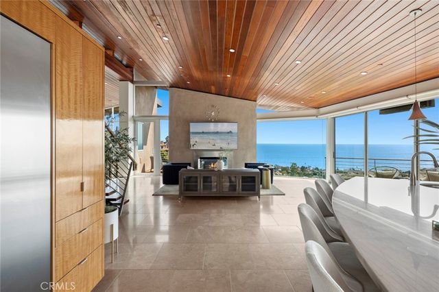 856 Diamond, Laguna Beach, CA 92651