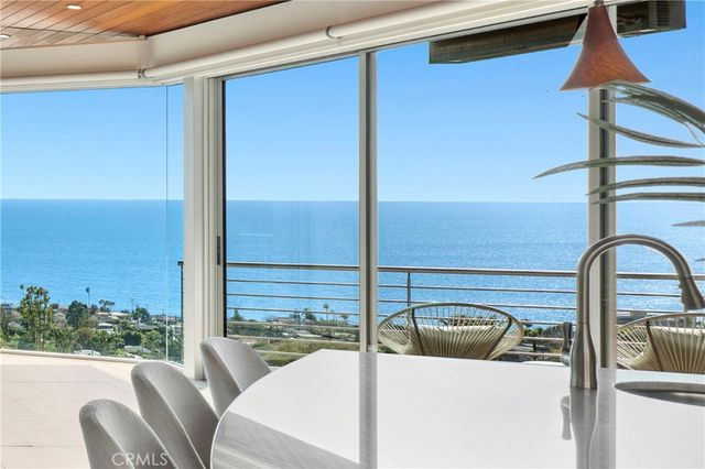 856 Diamond, Laguna Beach, CA 92651