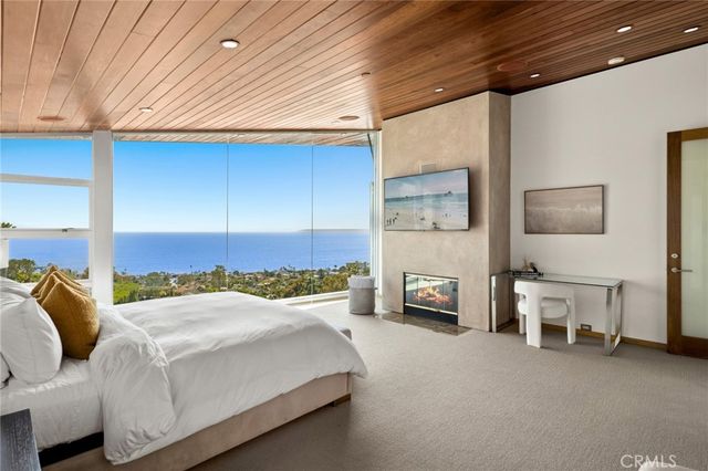 856 Diamond, Laguna Beach, CA 92651