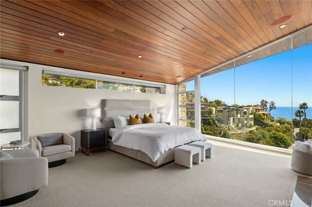 856 Diamond, Laguna Beach, CA 92651