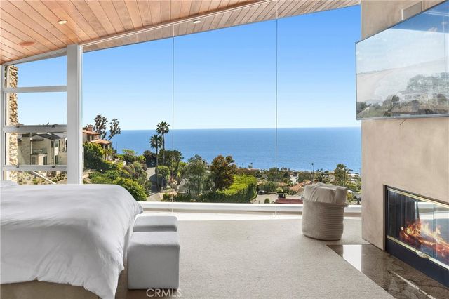 856 Diamond, Laguna Beach, CA 92651