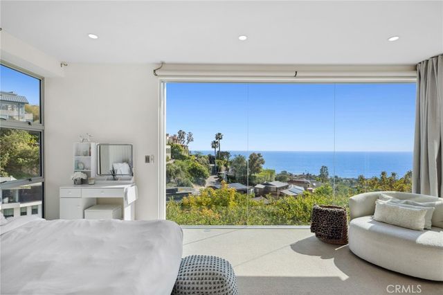 856 Diamond, Laguna Beach, CA 92651