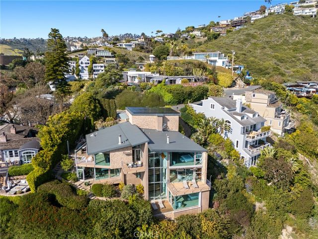 856 Diamond, Laguna Beach, CA 92651