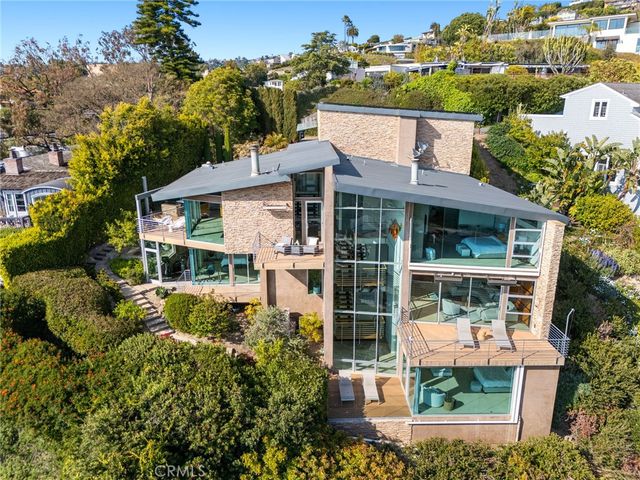 856 Diamond, Laguna Beach, CA 92651