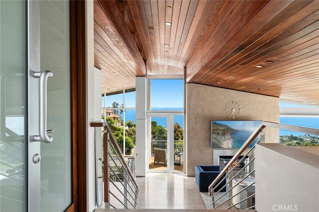 856 Diamond, Laguna Beach, CA 92651
