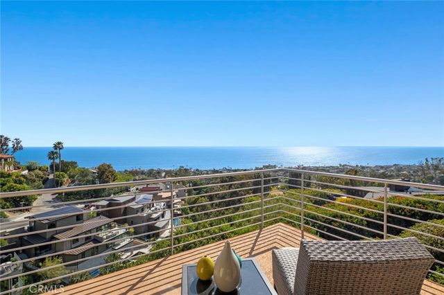 856 Diamond, Laguna Beach, CA 92651