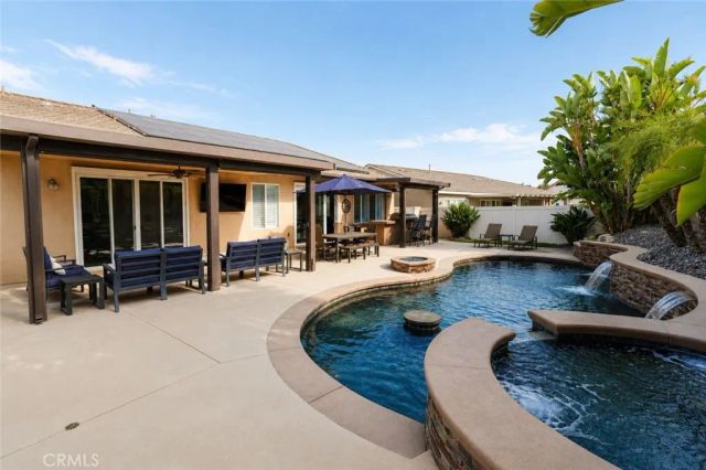 14862 Burrows, Corona, CA 92880