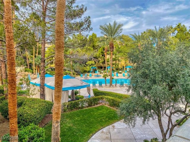 260 East Flamingo Road 229, Las Vegas, NV 89169