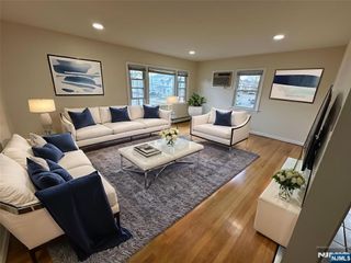 368 New York Avenue 2, Lyndhurst, NJ 07071