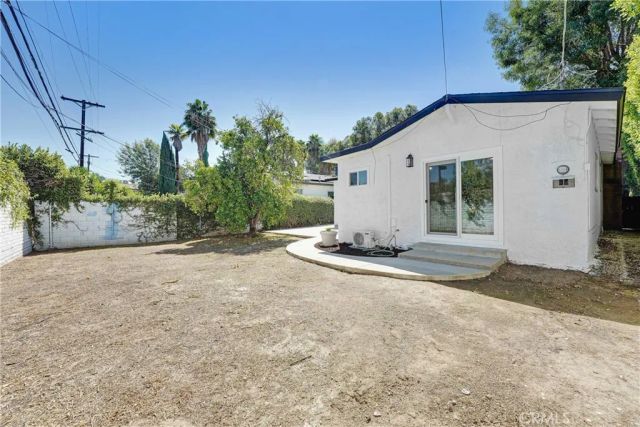 20919 Costanso Street, Woodland Hills, CA 91364