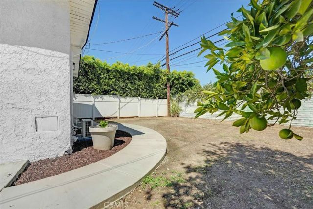 20919 Costanso Street, Woodland Hills, CA 91364