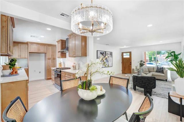 20919 Costanso Street, Woodland Hills, CA 91364