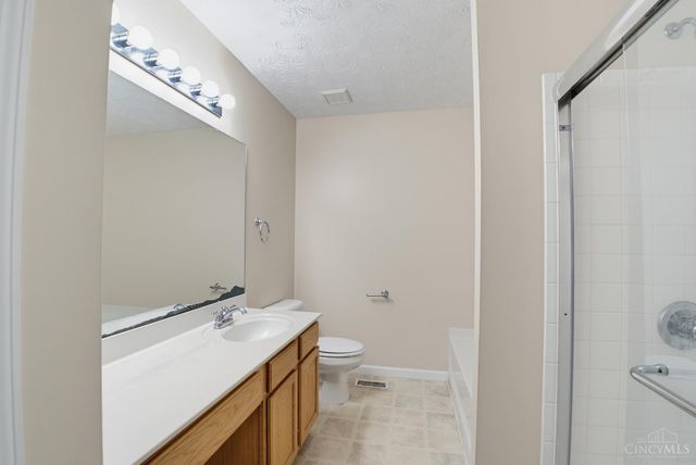 623 Quail Hollow Drive, Trenton, OH 45067