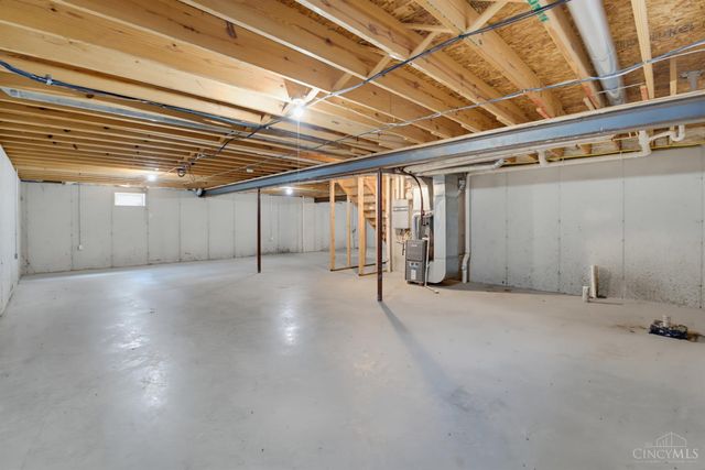 623 Quail Hollow Drive, Trenton, OH 45067