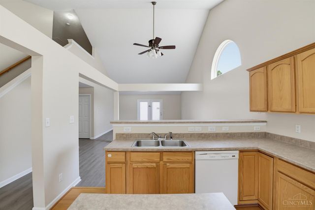 623 Quail Hollow Drive, Trenton, OH 45067