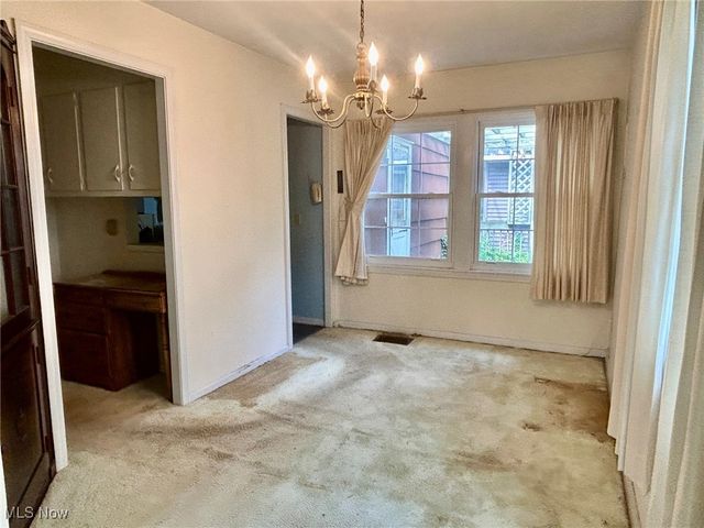 330 Inwood Boulevard, Avon Lake, OH 44012