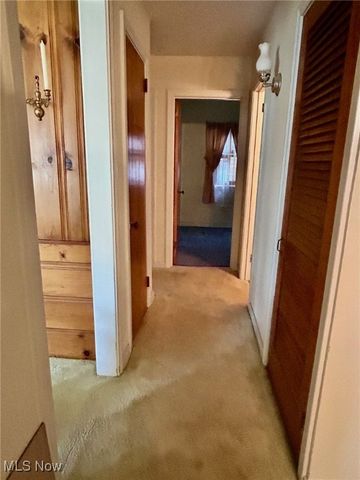 330 Inwood Boulevard, Avon Lake, OH 44012