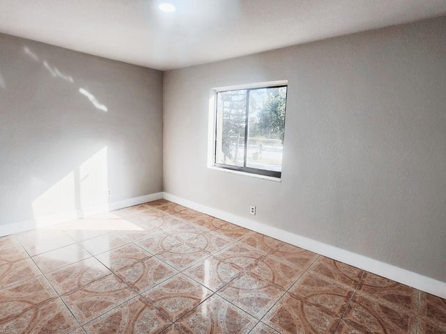 6821 SW 17th Street, North Lauderdale, FL 33068