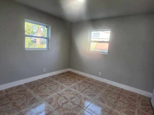 6821 SW 17th Street, North Lauderdale, FL 33068