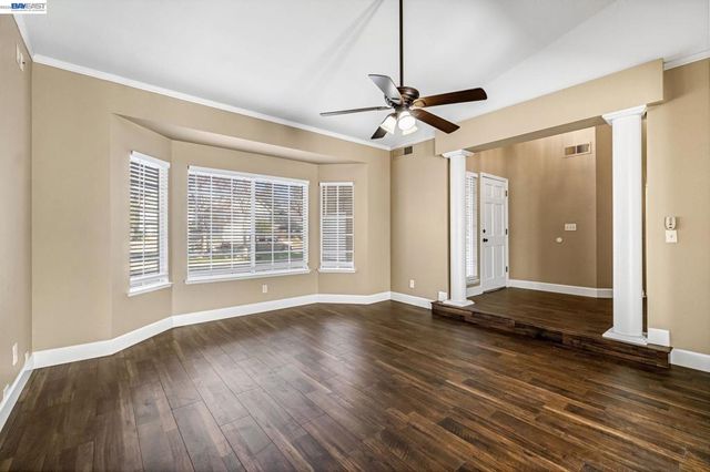 2034 Wrenwood Ave, Clovis, CA 93611