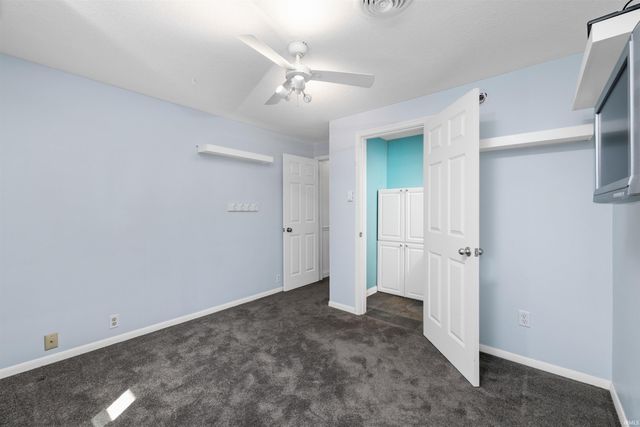 10012 Hosler Road, Leo, IN 46765