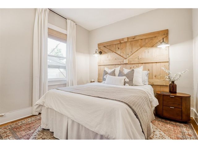 2136 S Franklin St, Denver, CO 80210