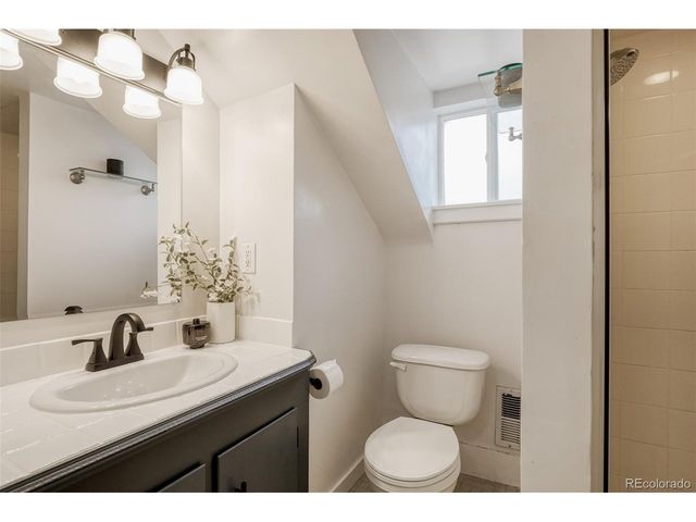 2136 S Franklin St, Denver, CO 80210