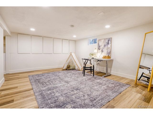 2136 S Franklin St, Denver, CO 80210