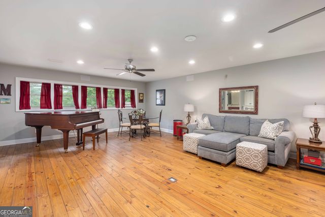 695 Boat Club Road, Hamilton, GA 31811