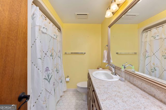 695 Boat Club Road, Hamilton, GA 31811
